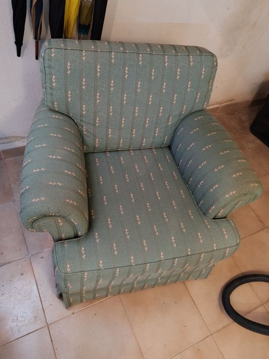 Vendo poltrona individual de alta qualidade