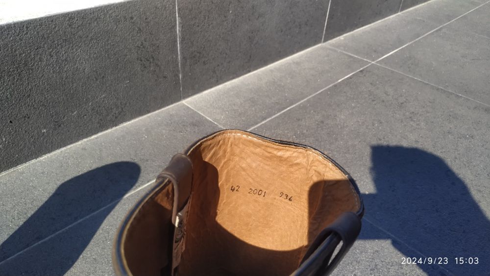 Botas pele Grinder 42