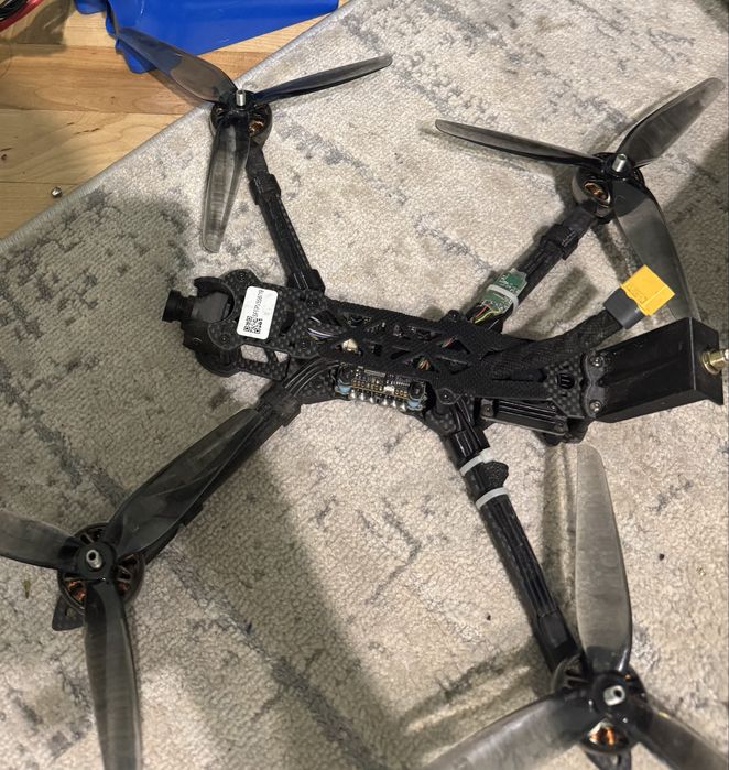Продам FPV дрон .