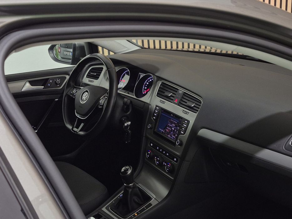 Volkswagen Golf Variant — fotografia 10