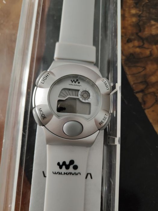 Zegarek marki Sony Walkman Watch