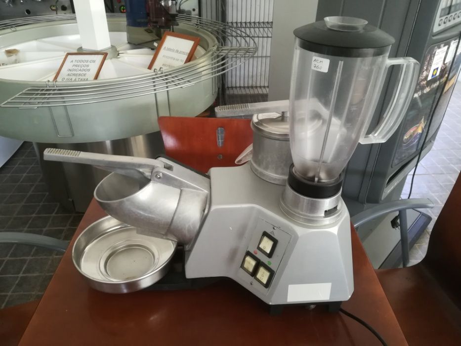 ACM760 - Liquidificador e Triturador