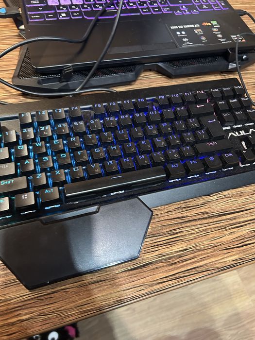 игровая клавиатура механическая aula