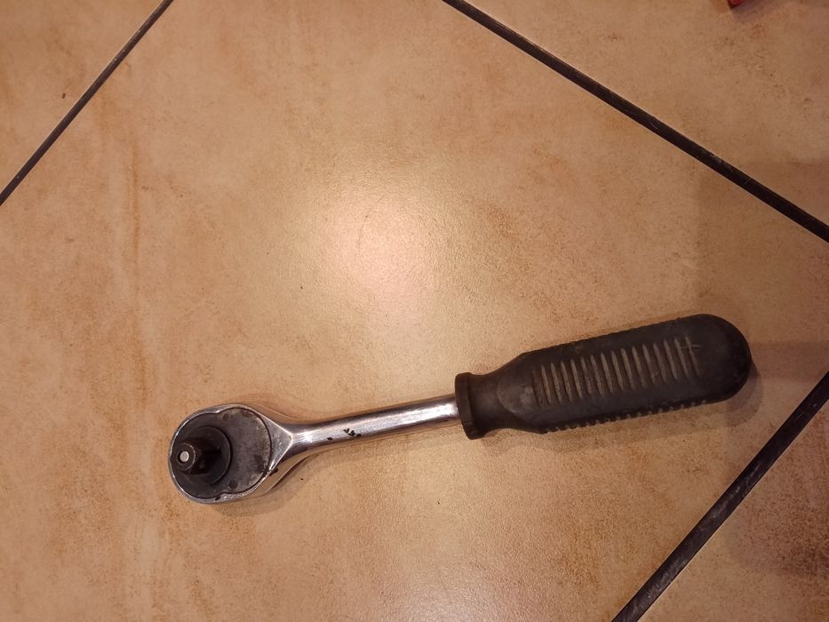 Klucz grzechotka duża