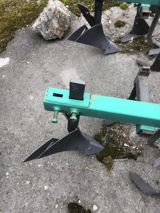 Культиватор КПУ 3-70(Кам’янець -Под.завод плугів і культиваторів)