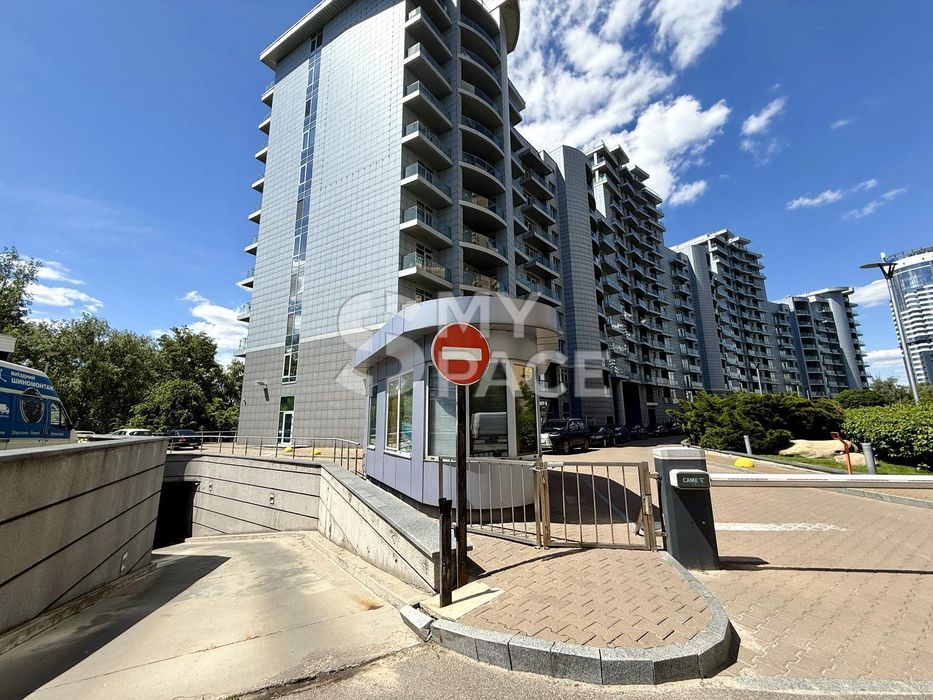 Apartment in Kyiv, 3-y mikrorayon Pivnichno-Brovarskoho masyvu, Darnytskyy masyv - View 2