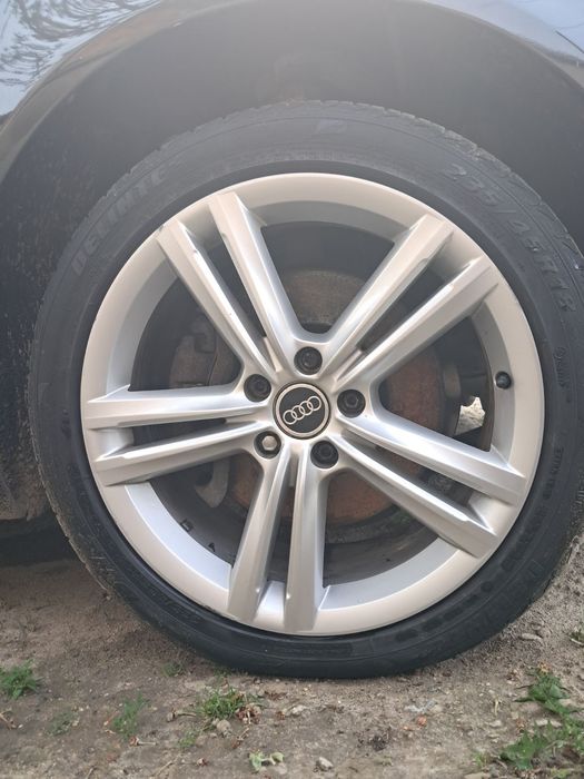 Продам диски  R18 Passat d7.d6 Audi Skoda