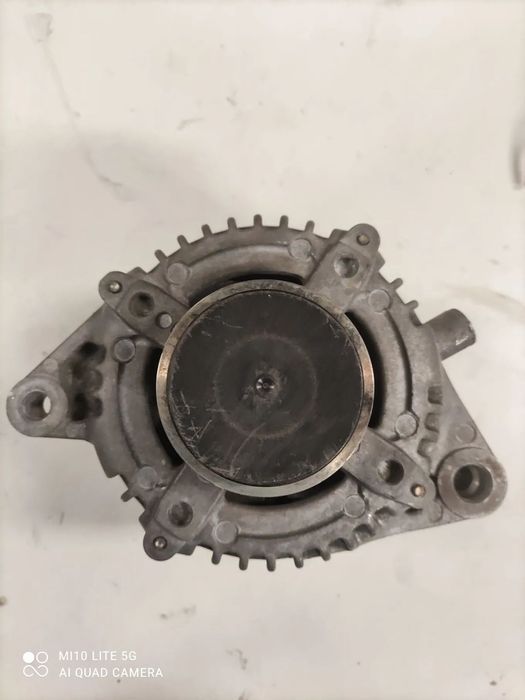 Alternador - Toyota Corolla / Avensis 2.0 D4d