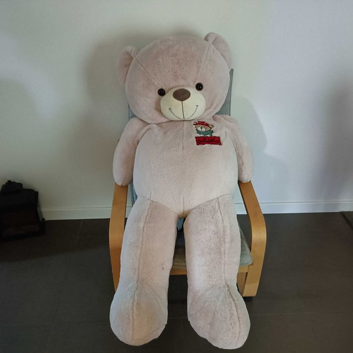 Ursso de peluche gigante novo