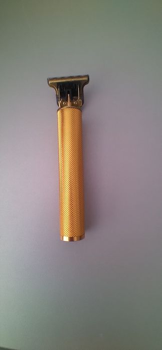 Maquina cortar cabelo e barba