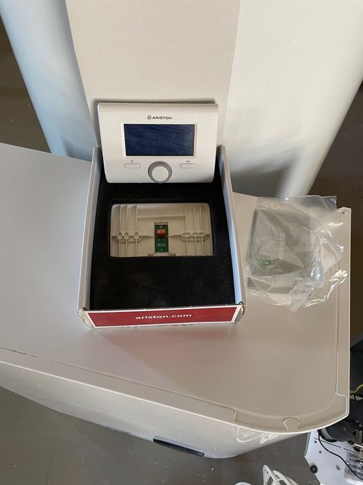 Pompa Ciepła Ariston NIMBUS FLEX 120 M T NET komplet