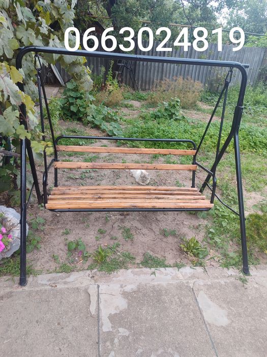 Продається гойдалки садова