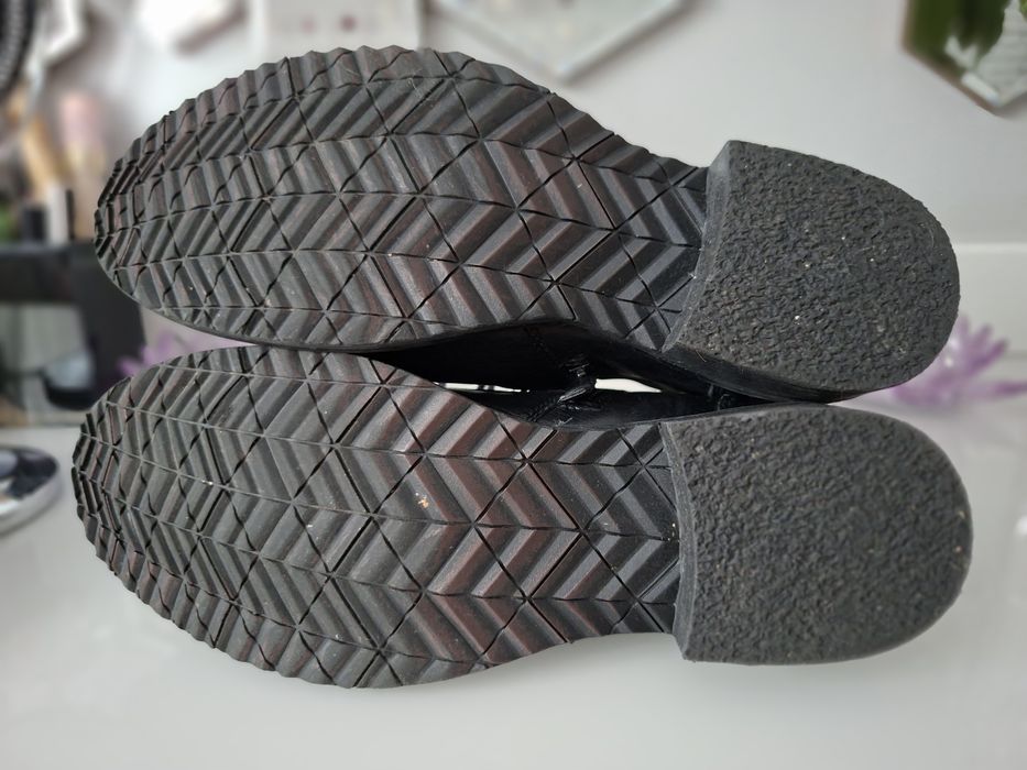 TAMARIS 39 sztyblety Nowe skóra trzewiki kamasze