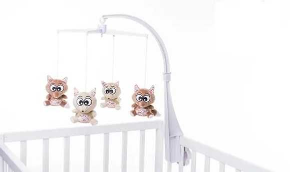 Мобіль музичний плюшевий для ліжечка 4Baby Лисички
