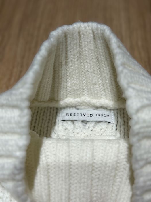 Sweterek golf dziewczęcy damski Reserved kremowy 140m