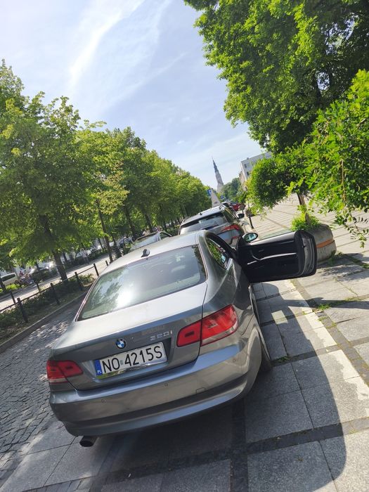 BMW e92 320i coupe
