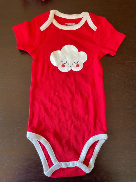 Body de manga curta vermelho da Orchestra 18 meses