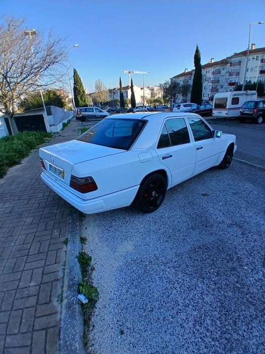 Mercedes benz E. 2.5 caixa automática