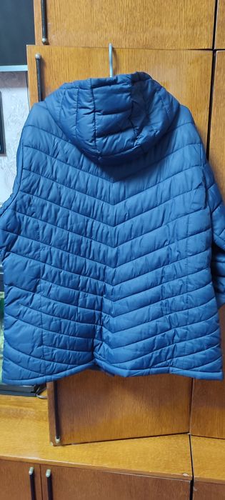 Куртка жіноча демісизонна.