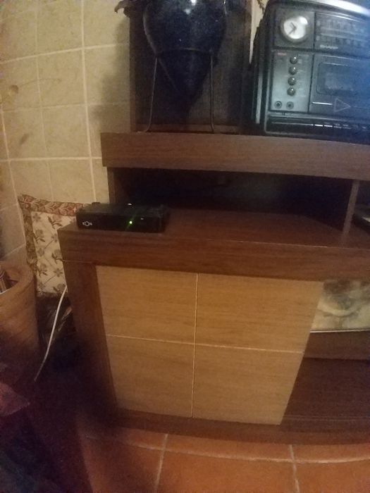 Móvel de sala com rodad