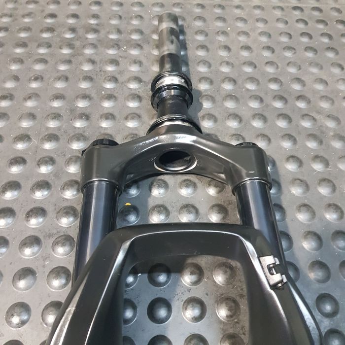 Używany SPRAWNY Amortyzator Rock Shox Recon  29'' 120 mm boost