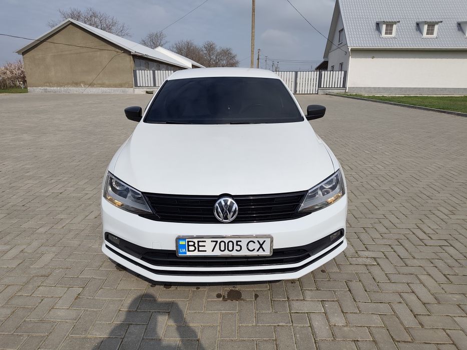 Jetta 2015року 1.8tsi