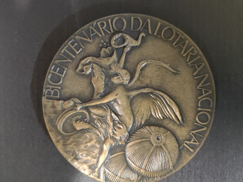 Medalha Bicentenário da Lotaria Nacional