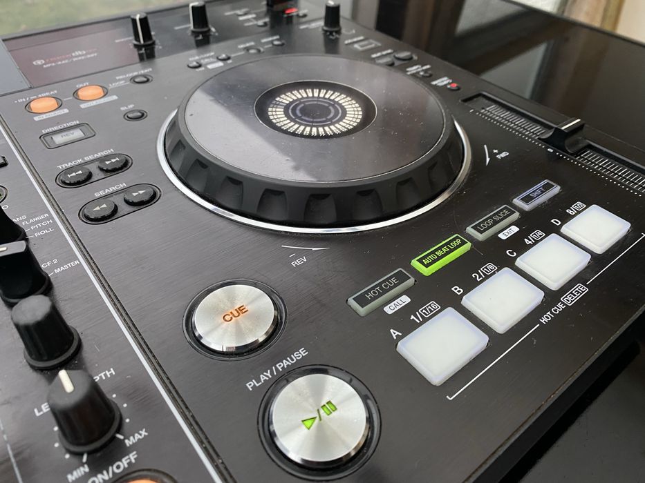 Pioneer XDJ-RX all-in-one, kontroler, konsola DJ. Nie CDJ DJM RR RX2