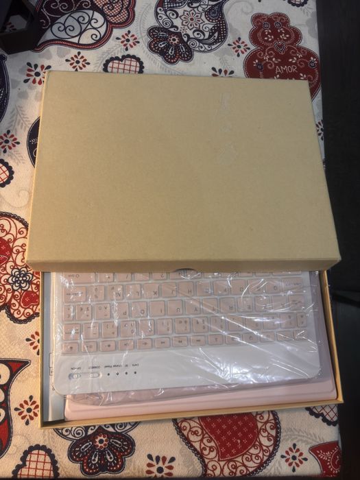 Teclado e Capa de Tablet