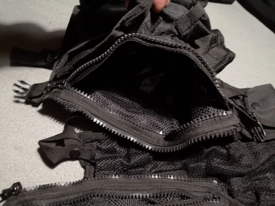 Colete táctico Mil-Tec