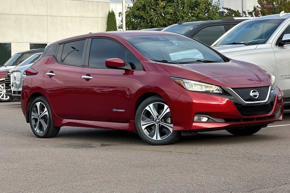 Nissan LEAF SL      2018