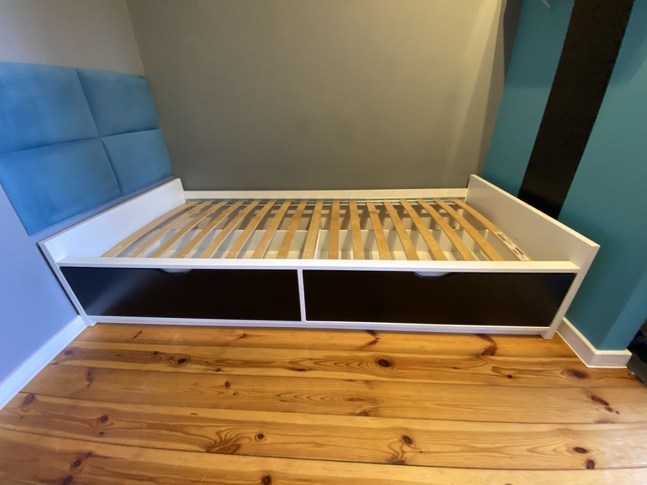 Łóżko Ikea Flaxa dla nastolatka