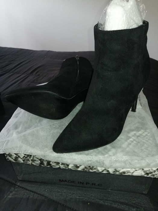 Botas curtas tam 36 pretas