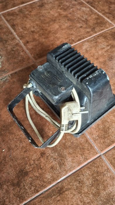 Projetor + Olho de boi - Exterior