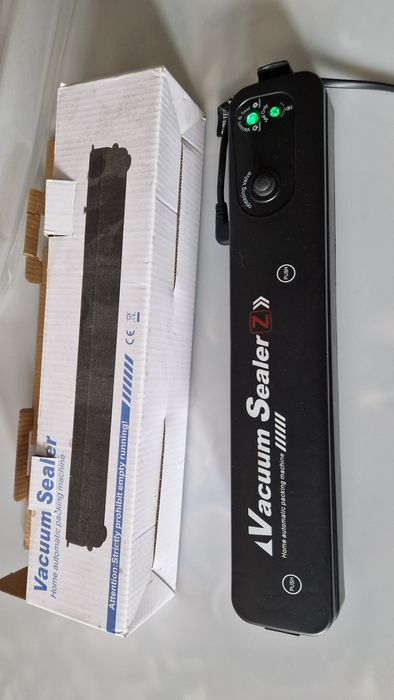 Вакуматор (пакувальник для продуктіа) новий