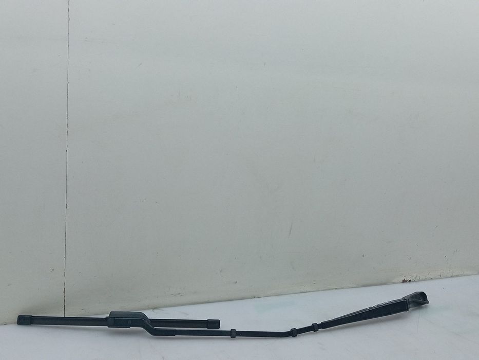 Haste / braço de escova limpa vidros frente direita PEUGEOT 5008 II (M