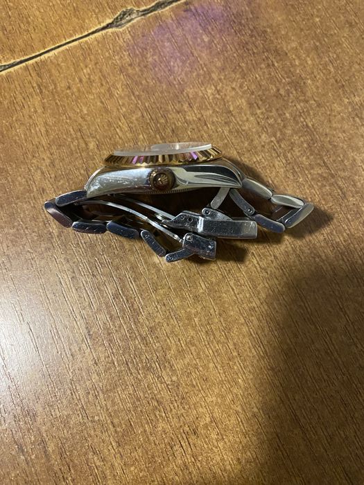 Часы ,стильный акксесуар