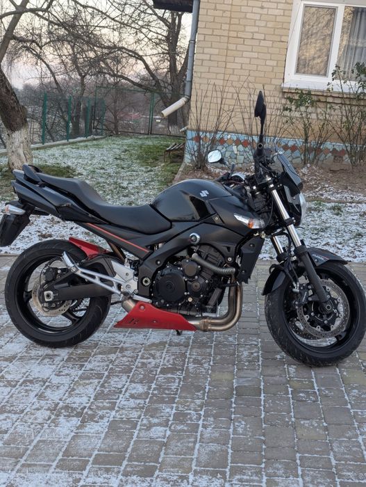 Сузукі gsr 600 абс підігрів 2009 рік