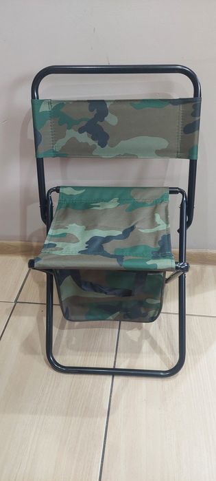 Krzesło turystyczny z torba i uchwytem do noszenia