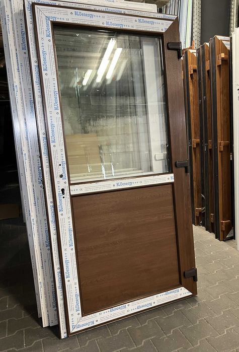 Drzwi wejściowe PCV 90x200 orzech sklepowe ciepłe biuro dom  DOSTAWA