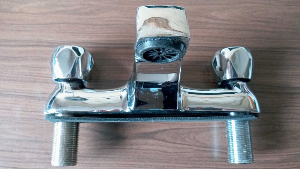 Torneiras de banheira misturadoras bicomando - modelo classico - NOVAS