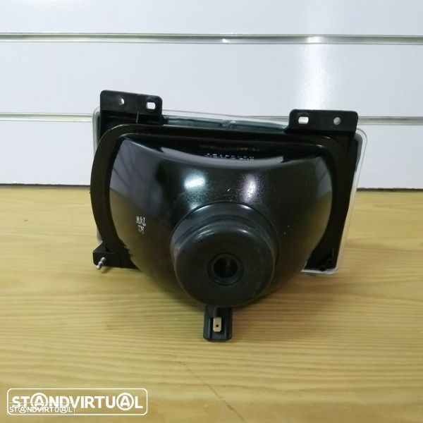 Farol ducato j5 c25 ano: 1981 até 1993 novo