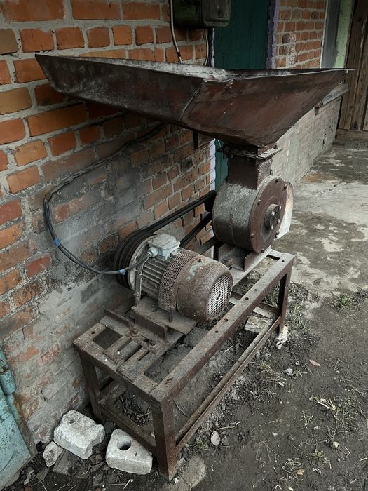 Продам трьохфазний млин