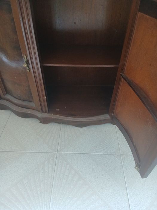 Vendo sapateira com espelho