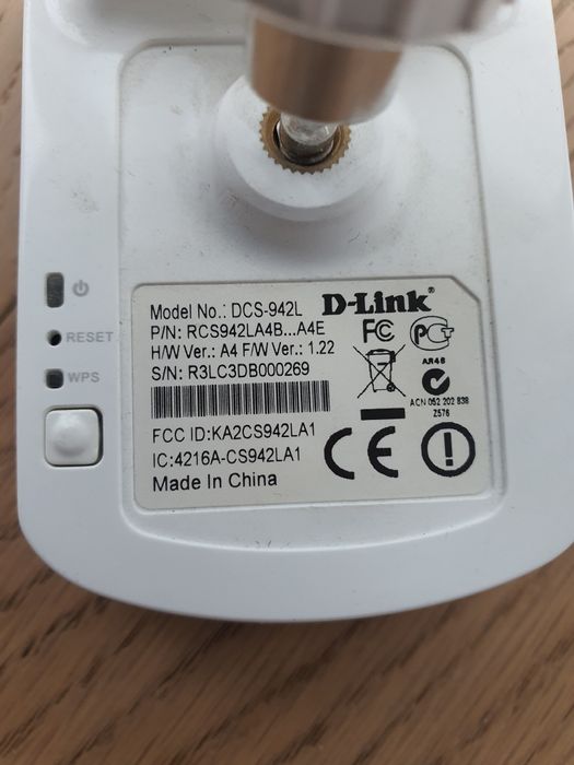 Wi-Fi камера D-Link DCS-942L +32GB + Кріплення