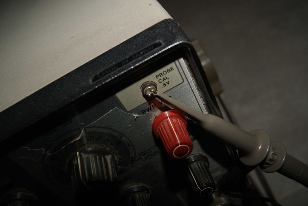 Hitachi Denshi V-202F Oscyloskop 20 MHz