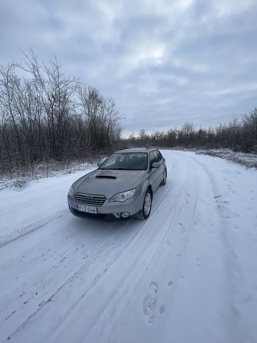 Продам хороший SUBARU