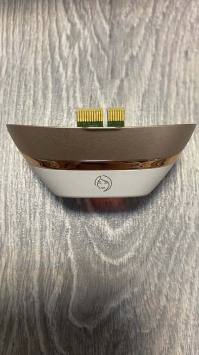 Фотоепілятор Philips Lumea Advanced