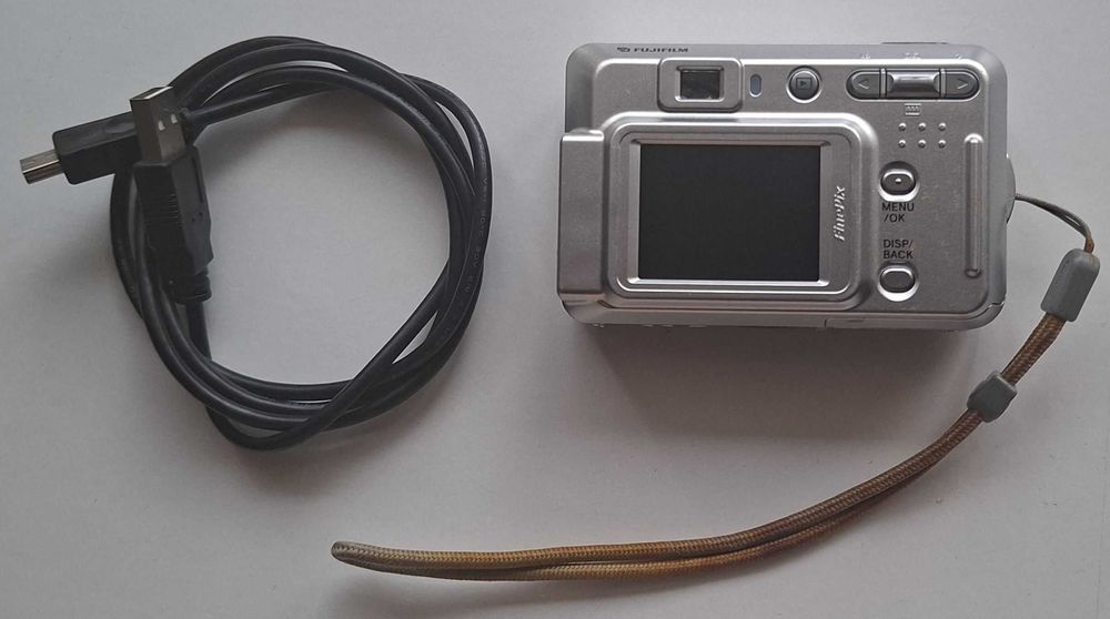 Máquina Fotográfica Digital Fujifilm FinePix A500