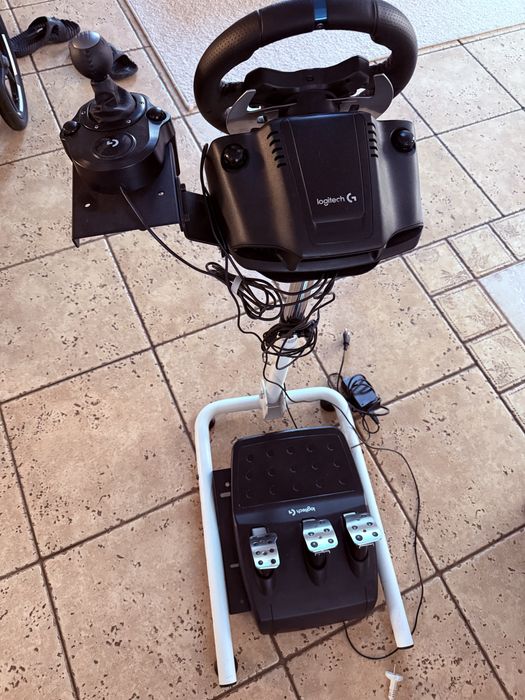 Kierownica Logitech G920 zestaw stojak+gra+shifter